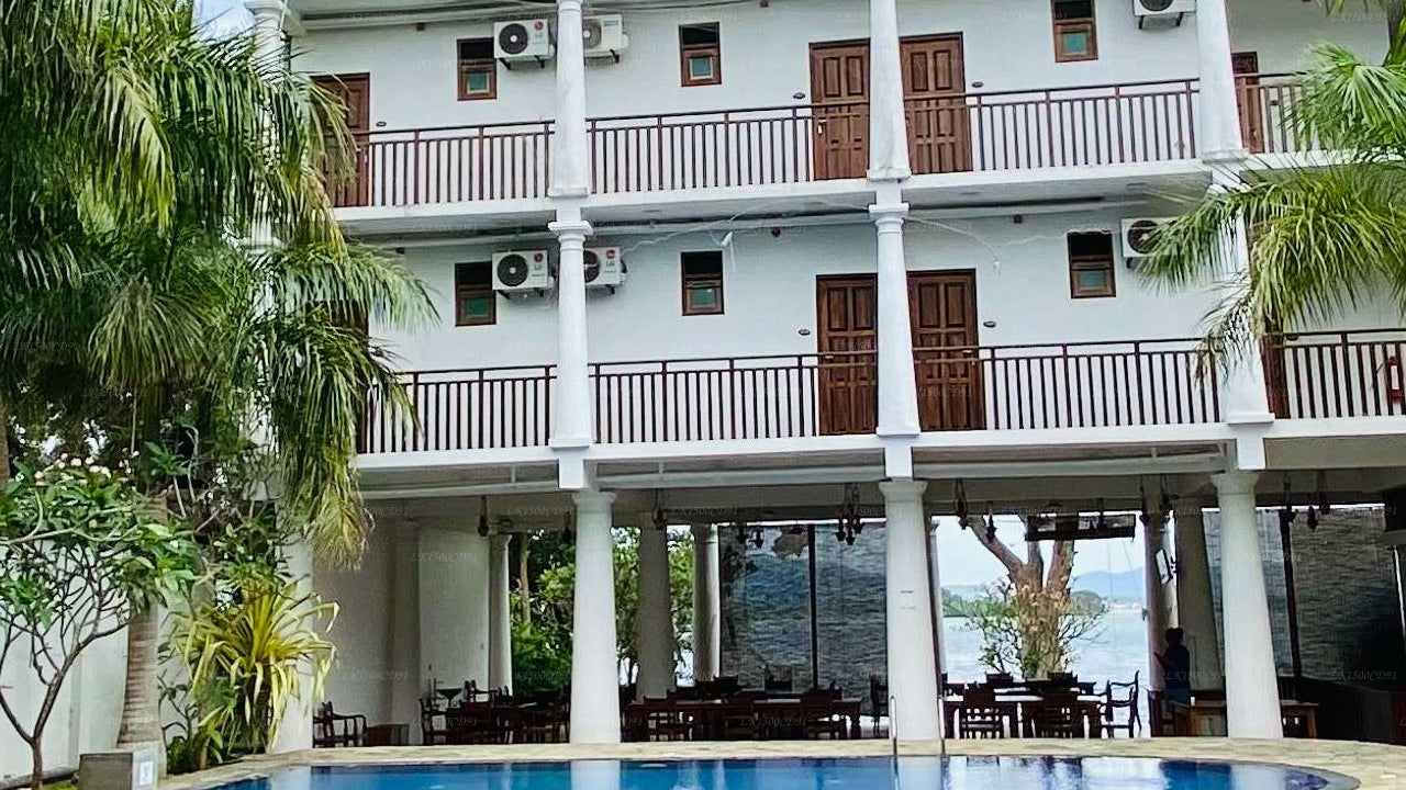 Oga Reach Hotel, Tissamaharama