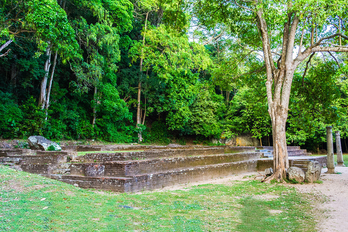 Panduwasnuwara and Yapahuwa from Kandy