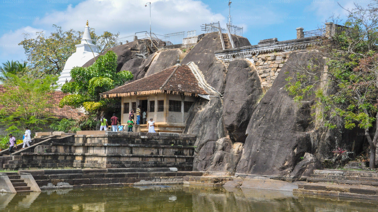 Anuradhapura Buddhist Icons Tour from Kalpitiya