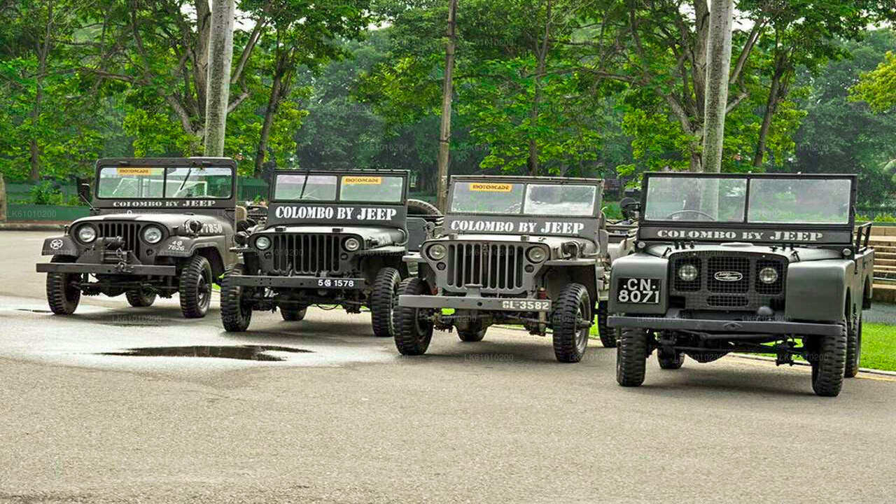 Visite de la ville de Colombo en Jeep de guerre