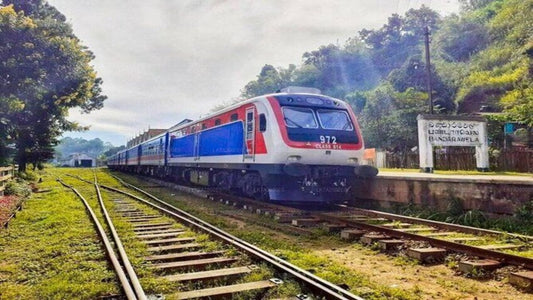 Trajet entre Peradeniya et Badulla (train n° 1001 « Denuwara Menike »)
