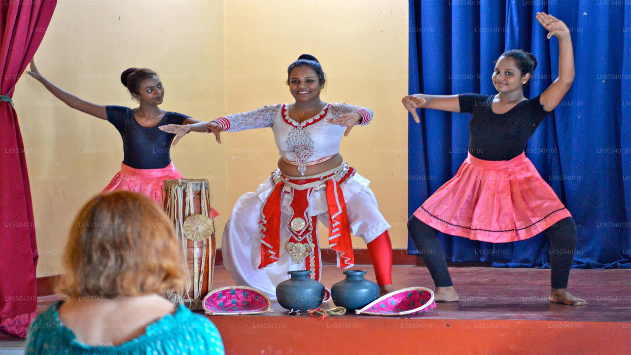 Expérience de danse traditionnelle au départ de Panadura