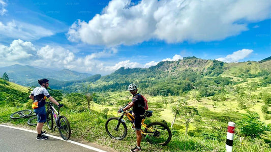 Excursion à vélo dans les hautes terres de Nuwara Eliya au départ de Kandy